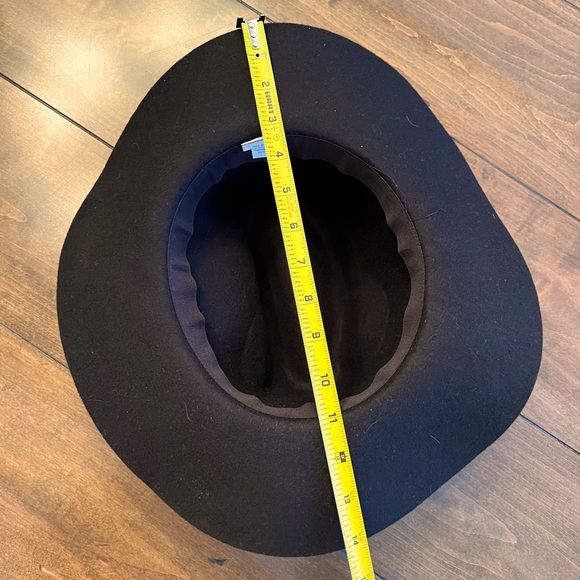 Wool Hat - Picture 5 of 5